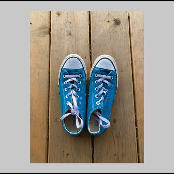 blue converse - Picture 1 of 2